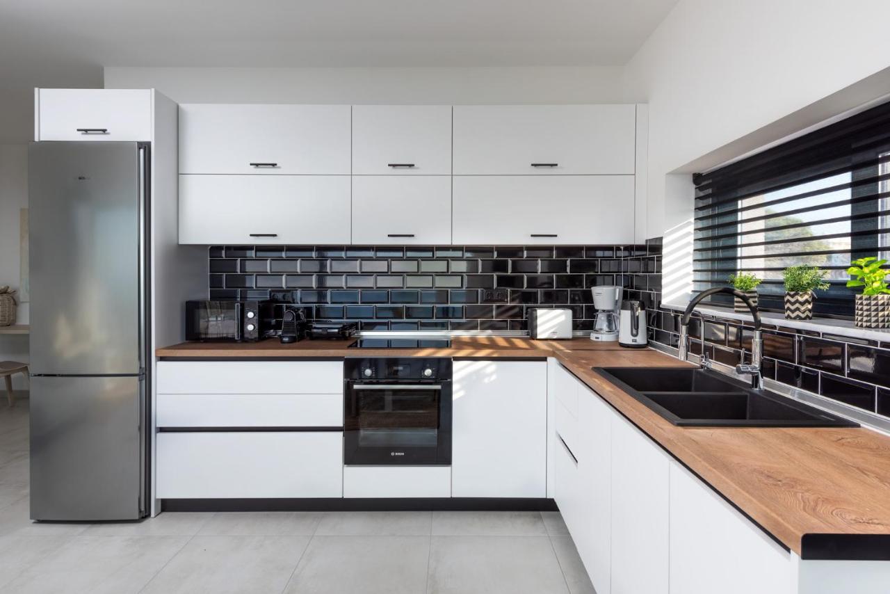Aquarama Pool Apartments إكْسِيا المظهر الخارجي الصورة